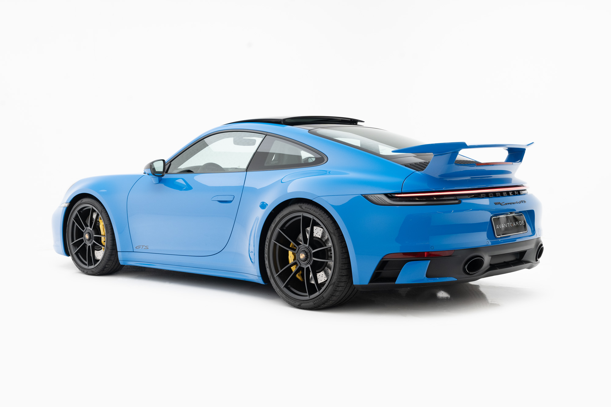 PORSCHE 911 CARRERA 4 GTS Avantgarde